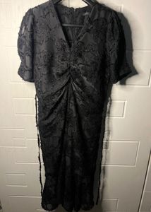 Elegant Black Midi Dress