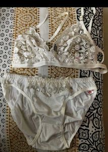 Lace Bra &amp; Panty Set