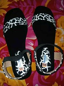 Flat Sandal For Womens All Size Available