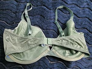 Olive Green Bra38C🤎