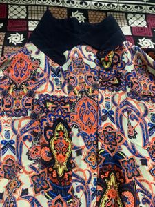 Vibrant Paisley Print Collared Shirt