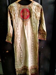 Donation Pakistani Kurta (Flawed)