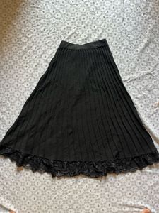 Black Skirt