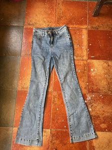 Light Wash Flared Jeans