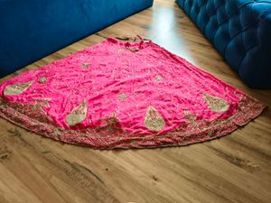 Vibrant Pink dabka/zardozi handwork skirt