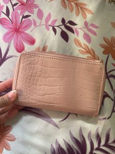 Chic White &amp; Pink Chain Strap Handbags