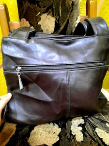 Chic Brown Leather Shoulder Bag