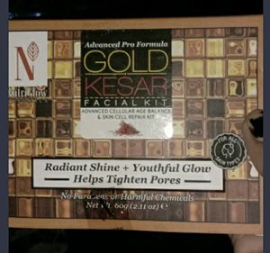 NATURAL'S Advanced Pro Formula Gold Kesar Facial Kit For Radiant Shine, Youthful Glow (60gm) - Made in India