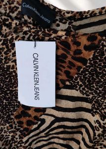 🐆🦓 Animal Print Semi-Sheer Crop Top