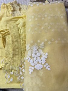 Beautiful Yellow Kurta with Lace Detail
