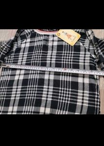 Chic Plaid Long Sleeve Top