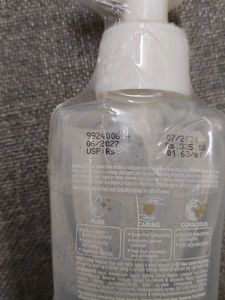 Himalaya Oil Clear Lemon Face Wash