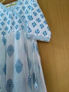 Kurta Set With Dupatta Pure New Without Tag
