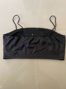 Sleek Black Spaghetti Strap Crop Top