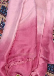 Beautiful Pink Ombre Saree with Gold Border