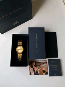 Daniel Wellington Gold Watch