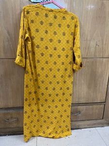 AVAASA KURTA WOMEN