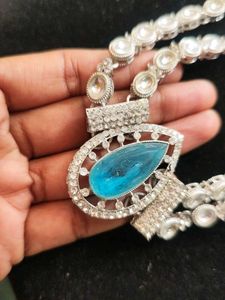 Diamond lookalike necklace set