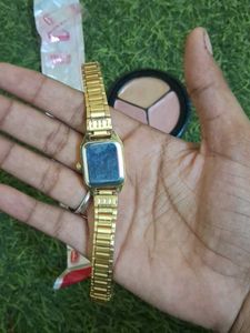 Elegant Gold Watch &amp; Concealer Palette