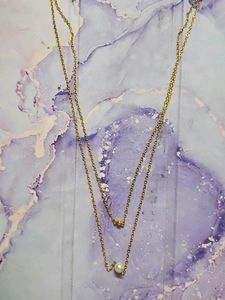 Gold Tone Layered Pearl Necklace New peice 💕