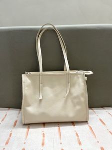 ZARA White Handbag/ Tote Bag/ Office Bag