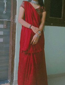 Elegant Red Saree for Sale 💃
