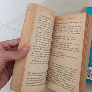 Sidney Sheldon, Dan brown &amp; Oliver Story