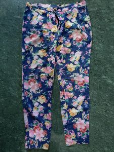 Thin Jeans Can Be Worn By 40 and 42 Size