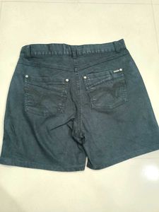 Jesen Denim Shorts 32 Size