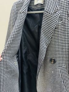 Chic Houndstooth Trench Coat