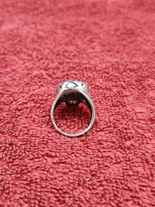 Skull Ring - Edgy Accessory