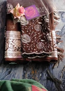 😍😍Elegant Look Geogette SAREE With Blouse