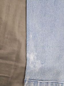 Light Wash Skinny Jeans with Zip Detail