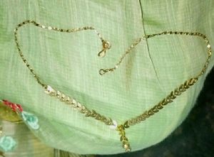 Neck  Wearing Golden Set