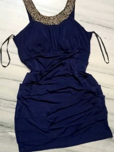 💙❤️‍🔥90's Chic Neavy Blue Embellished Dress