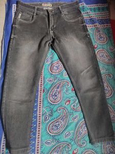 Stylish Men's Grey Wash Jeans