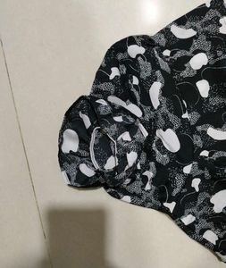 Black &amp; White Printed Tiered Dress