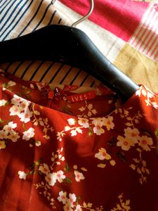 Chic Floral Print Dress L size