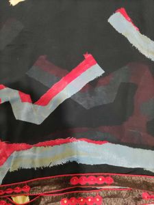 Abstract Print Black Saree