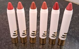 Myglamm Perfect Curves Lip Crayons( Pack Of 2 )