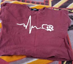 Maroon Graphic Print T-shirt