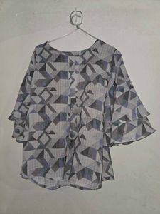 Geometric Print Bell Sleeve Top