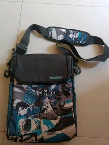 Wildcraft Sling Bag - Graphic Design