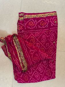 Beautiful Pink Bandhani Saree