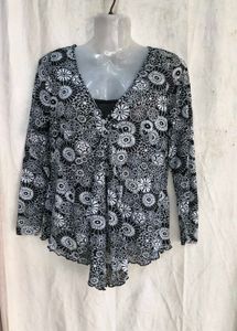 71810. Chic Floral Print Blouse