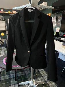 GUESS Luxe Black Tailored Blazer🖤