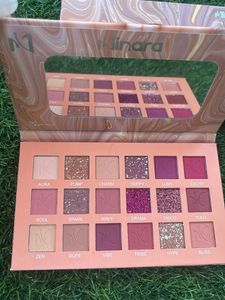 Minara Nude Eyeshadow Palette (18 Colors)