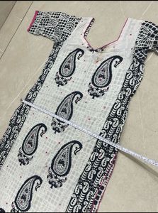 Stylish Paisley Kurti with DupttA