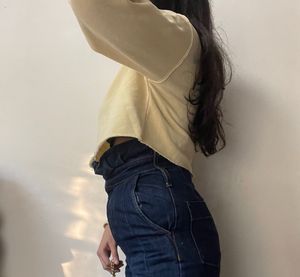 H&amp;M Cropped butter Yellow Sweatshirt