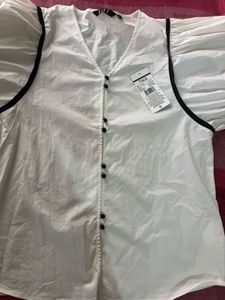 Stylish White Casual Top for Women